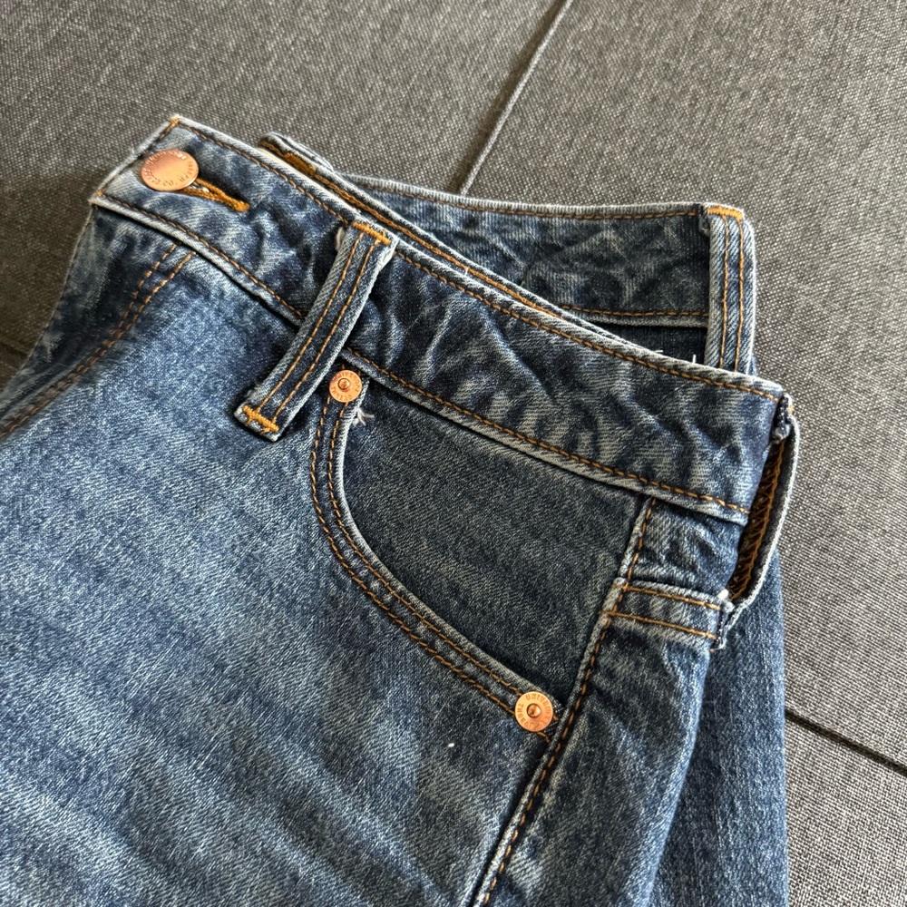 Universal Thread Dark Wash Vintage Midi Jean Shorts, 0 - Picture 8 of 13